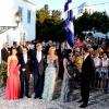 Le 25 août 2010, le prince Nikolaos de Grèce, 40 ans, et sa belle Tatiana Blatnik, 29 ans, se mariaient, au coucher de soleil, sur l'île grecque de Spetses. Victoria et Daniel de Suède, Maxima et W-Alexander, Mary de Dan. et Haakon de Norv.