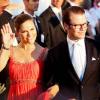 Le 25 août 2010, le prince Nikolaos de Grèce, 40 ans, et sa belle Tatiana Blatnik, 29 ans, se mariaient, au coucher de soleil, sur l'île grecque de Spetses. Victoria et Daniel de Suède à la noce.