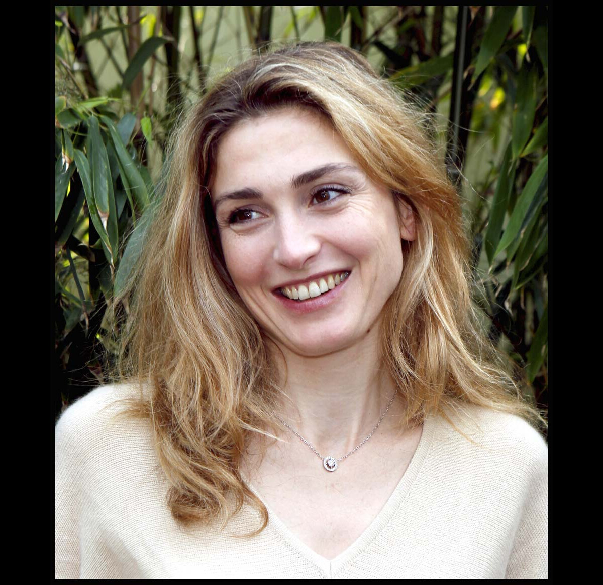 Photo Julie Gayet Purepeople