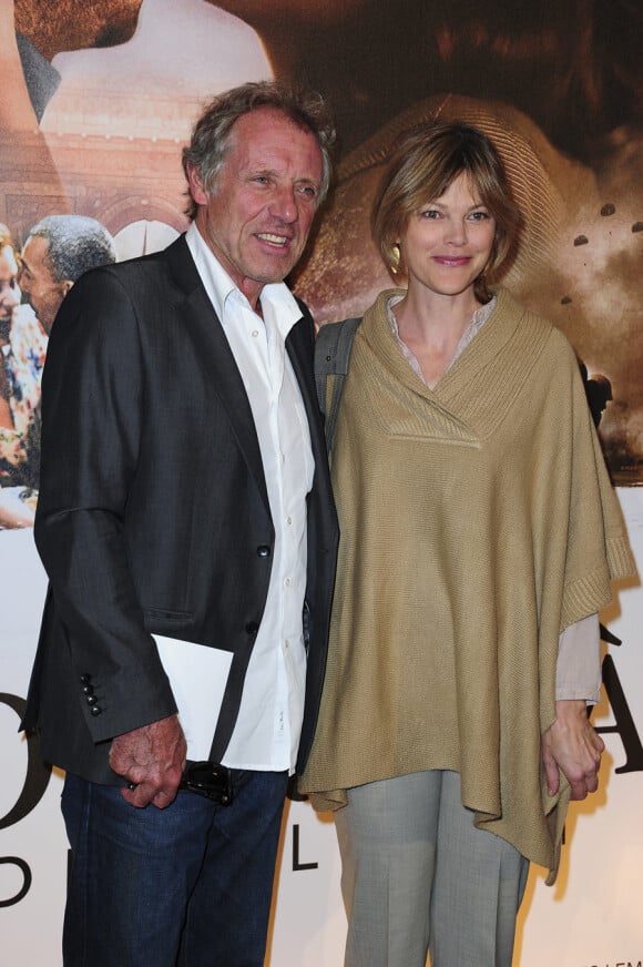 Alexandra Kazan et son chéri François Bernheim lors de la présentation du film Ces amours-là à Paris le 12 septembre 2010
