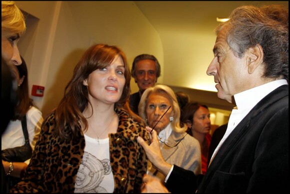 Emmanuelle Seigner et Bernard-Henri Levy, à l'occasion de l'avant-première de Yves Saint Laurent - Pierre Bergé : L'amour fou, qui s'est tenue au cinéma L'Arlequin, à Paris, le 20 septembre 2010.