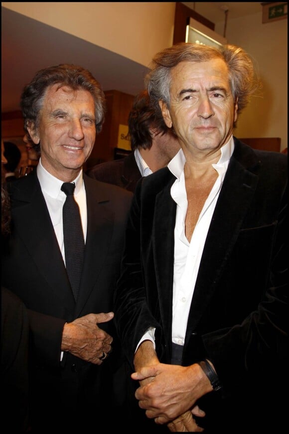 Jack Lang et Bernard-Henri Levy, à l'occasion de l'avant-première de Yves Saint Laurent - Pierre Bergé : L'amour fou, qui s'est tenue au cinéma L'Arlequin, à Paris, le 20 septembre 2010.