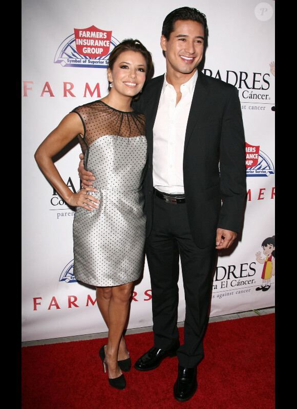 Eva Longoria et George Lopez lors du Gala Padres contra el Cancer à Los Angeles le 23/09/10