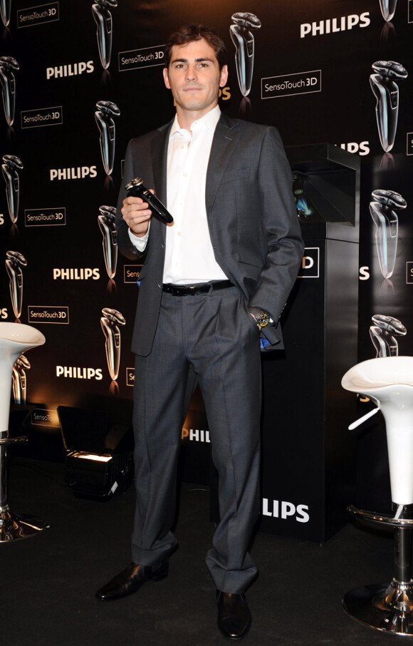 Iker Casillas à Madrid pour le lancement du nouveau rasoir Philips, le 23/09/10