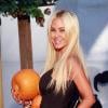 Shauna Sand et son amie Tess Broussard se rendent à la Pumpkin Patch en compagnie des trois filles de Shauna, vendredi 8 octobre, à Beverly Hills.