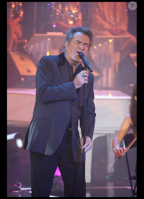 Eddy Mitchell chante pour l'émission les Années bonheur diffusée en janvier 2010