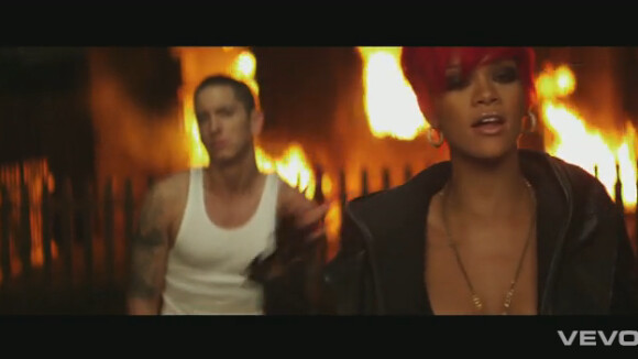 Rihanna : Son histoire avec Chris Brown devient chanson avec Eminem !