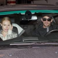 Kate Bosworth et Alexander Skarsgard, deux amoureux chaperonnés...