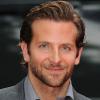 Bradley Cooper bientôt dans un film de vampires victorien avec deux beautés ?
