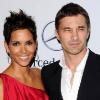 Halle Berry et Olivier Martinez, à l'occasion du 32e Carousel of Hope Ball, au Beverly Hilton de Los Angeles, le 23 octobre 2010.