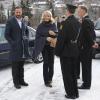 Le 22 octobre 2010, le prince Haakon et la princesse Mette-Marit de Norvège visitaient la Norwegian Air Ambulance Foundation.