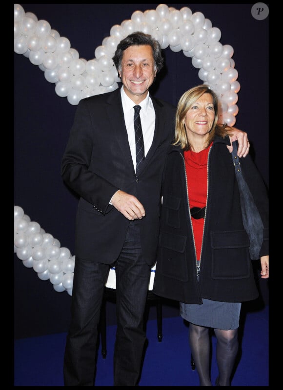 Patrick de Carolis et son épouse Carol Ann lors de la générale de la comédie musicale Mamma Mia au Théâtre Mogador à Paris le 28 octobre 2010