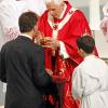 Samedi 6 novembre, Letizia et Felipe d'Espagne assistaient à la messe papale à Compostelle.