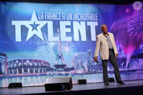 Eric Bamy dans La France a un Incroyable Talent 2010