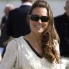 Un look polo-girl ravissant pour une Kate Middleton en pleine forme