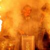 Jeudi 18 novembre 2010, Camilla Parker Bowles procédait à l'inauguration des illuminations de Noël de la ville de Bath. Sa prestation fut... spectaculaire !