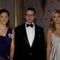 Entre les princesses Victoria et Madeleine de Suède, le prince Daniel assure !