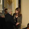 Carla Bruni rencontre des représentants de grandes organisations engagées dans la lutte contre le Sida, le 1er décembre 2010, à l'hôtel Marigny, à Paris.