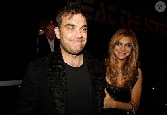 Robbie Williams et sa femme Ayda Field, à la soirée Panto's On Strike, à Manchester le 16 novembre 2010