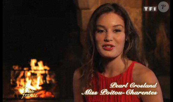 Pearl Grosland est Miss Poitou-Charentes. Elle concourt à l'élection de Miss France 2011.