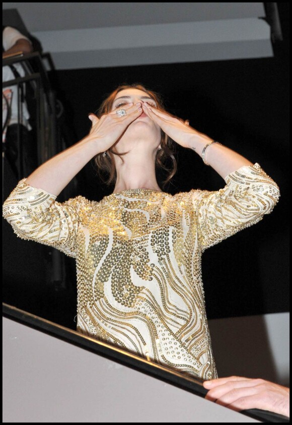 La ravissante Anne Hathaway, lors de l'avant-première australienne de Love et autres drogues, à Sydney, le 6 décembre 2010.