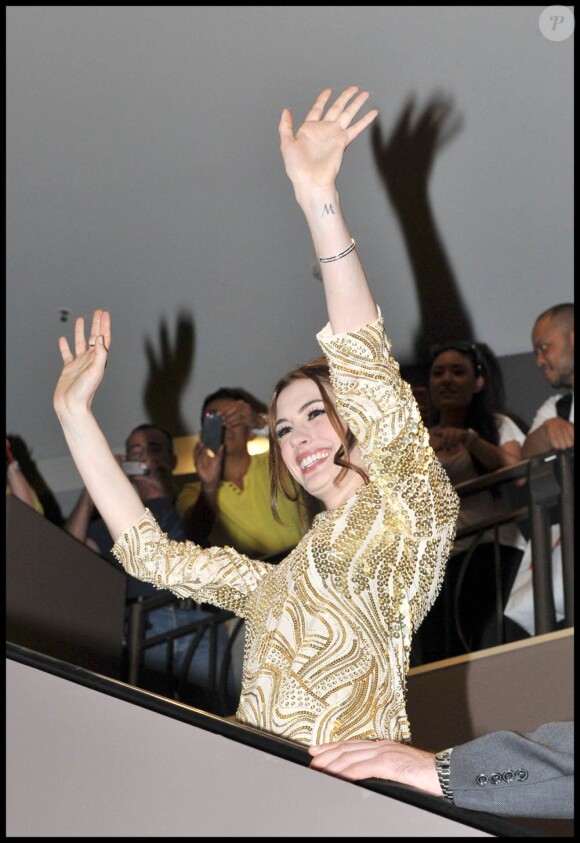 La ravissante Anne Hathaway, lors de l'avant-première australienne de Love et autres drogues, à Sydney, le 6 décembre 2010.