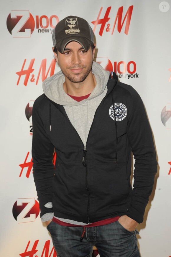Enrique Iglesias à l'occasion du concert Jingle Ball 2010 organisé par la station de radio Z100, au Madison Square Garden de New York, le 10 décembre 2010.