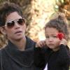 Halle Berry et sa fille Nahla à Los Angeles le 10 décembre 2010