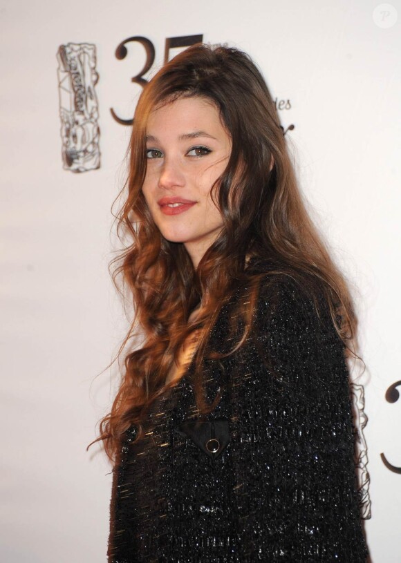 La ravissante Astrid Berges-Frisbey sera omniprésente en 2011.