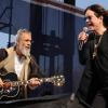 En juillet 2011, Yusuf/Cat Stevens (photo : en octobre 2010 à Washington avec Ozzy Osbourne), après 35 ans d'absence, se produira à Paris !