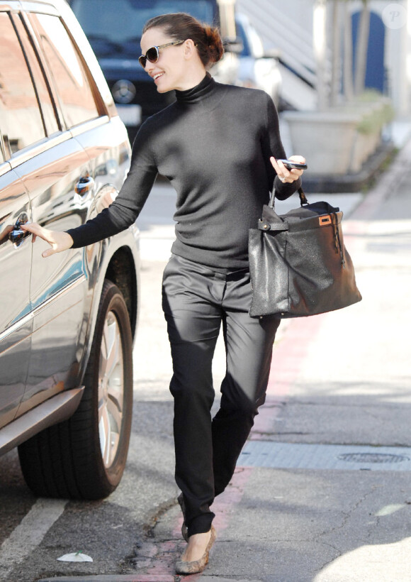 Jennifer Garner à Beverly Hills sort de chez Hermès (24 décembre 2010)