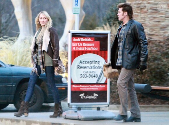 Billy Ray Cyrus et sa femme Tish, les parents de la chanteuse et actrice Miley Cyrus, ont déjeuné ensemble dans un bistro chinois de Nashville, mercredi 29 décembre.