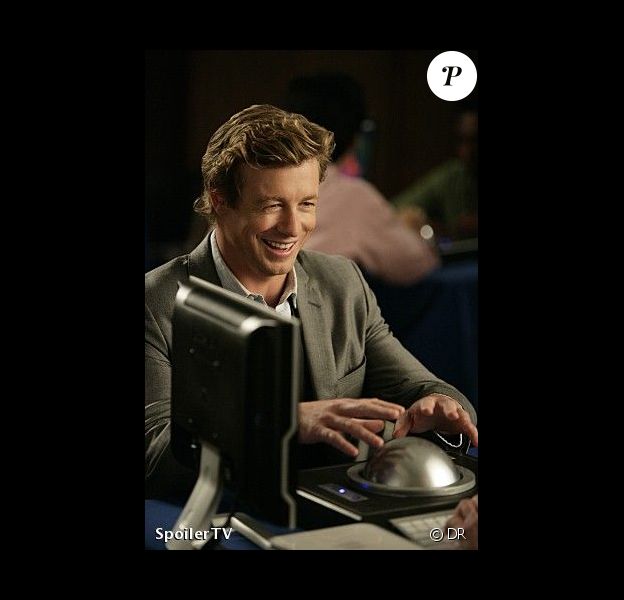 Mentalist Vaut Cher Pourtant Sa Superieure Flirte Avec Quelqu Un D Autre Purepeople