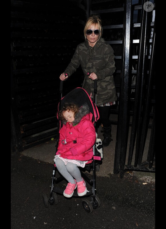 Geri Halliwell et sa fille Bluebell à la sortie du zoo Regent's Park à Londres, le 10 janvier 2011.