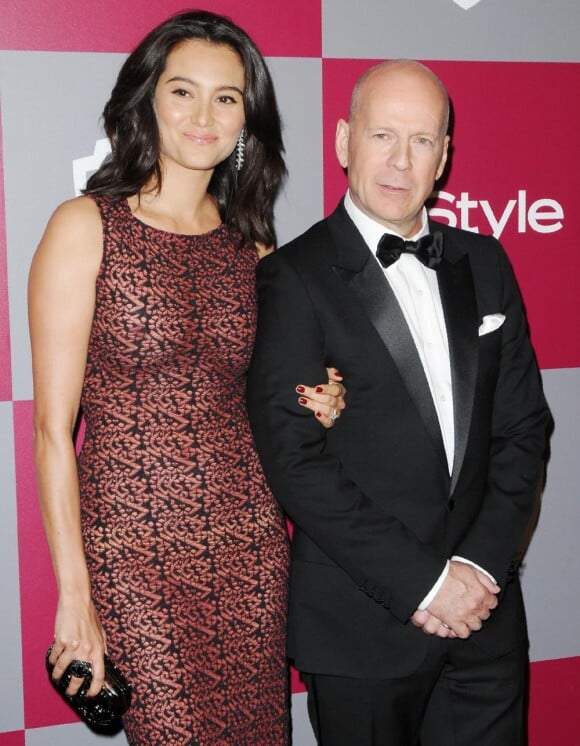 Bruce Willis et sa femme Emma Heming à la 12ème cérémonie des Annual Warner à Los Angeles, le 16 janvier 2011
 