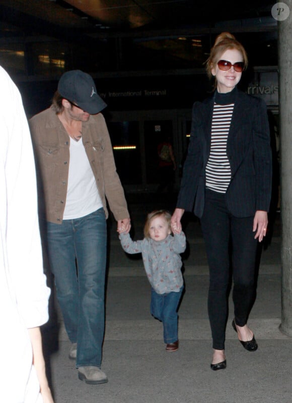 Nicole Kidman et Keith Urban arrivent à Los Angeles avec Sunday Rose. Décembre 2010