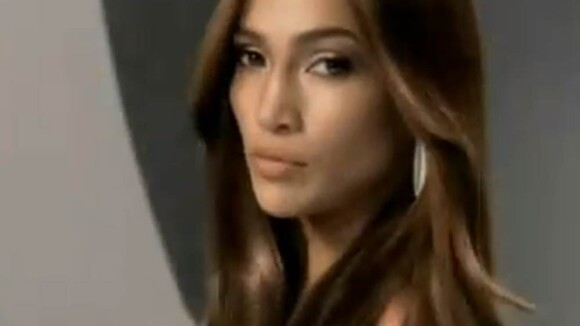 Jennifer Lopez dévoile à son tour son spot pour L'Oréal Paris !