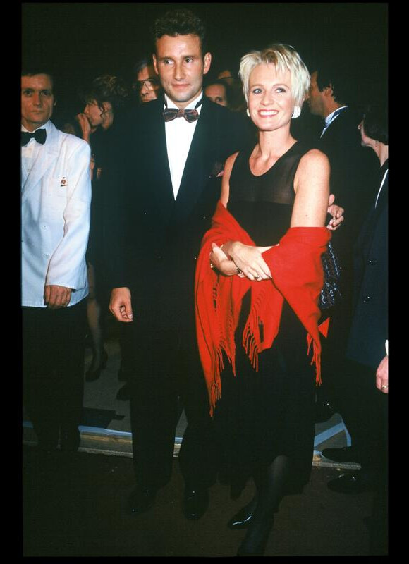 Ci-dessus le couple le plus célèbre du paf : Sophie Davant et Pierre Sled ici en 1993.
