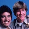 Erik Estrada (Ponch) et Larry Wilcox (Jon) dans la série CHiPs