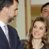 Letizia d'Espagne et Felipe d'Espagne visitent une station de radio à Madrid, le 9 février 2011.