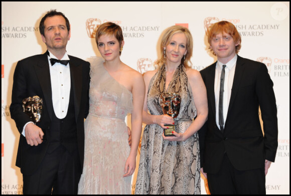 Emma Watson, J.K. Rowling et Rupert Grint lors des BAFTA awards à Londres le 13 février 2011