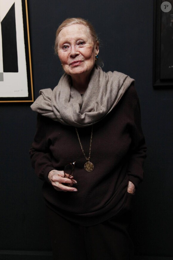 Michèle Morgan fête ses 91 ans à Paris le 1er mars 2011