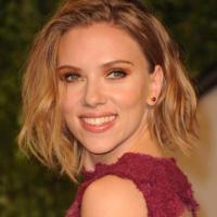 Découvrez le nouveau tube de la belle Scarlett Johansson !