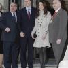 Kate Middleton et le prince William étaient en visite à Belfast le 8 mars 2011, où ils ont notamment démontré leurs aptitudes pour le lancer de crêpe et le planter de poteau.