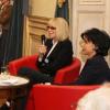 Rachida Dati et Mireille Darc le 8 mars 2011 à Paris pour une conférence débat sur les cancers féminins, lors de la journée internationale de la femme