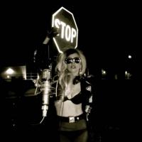 Lady Gaga : Son hit "Born this way" change de direction !