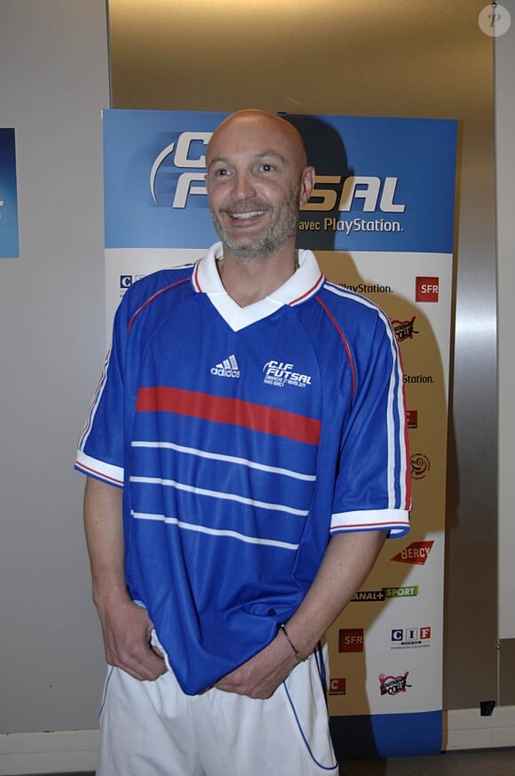 Frank Leboeuf à l'occasion du tournoi de futsal organisé par RTL au Palais Omnisport de Paris Bercy, le 27 mars 2011.