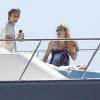 Kate Hudson enceinte, son fils Ryder et son chéri Matthew Bellamy sur un yacht à Los Cabos, le 9 mars 2011