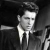 Farley Granger dans l'Inconnu du Nord Express, film signé Alfred Hitchcock (1951)