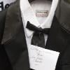Le costume de Eddy Mitchell lors de la vente éphémère des P'tits Cracks chez Sol y Flor le samedi 2 avril 2011